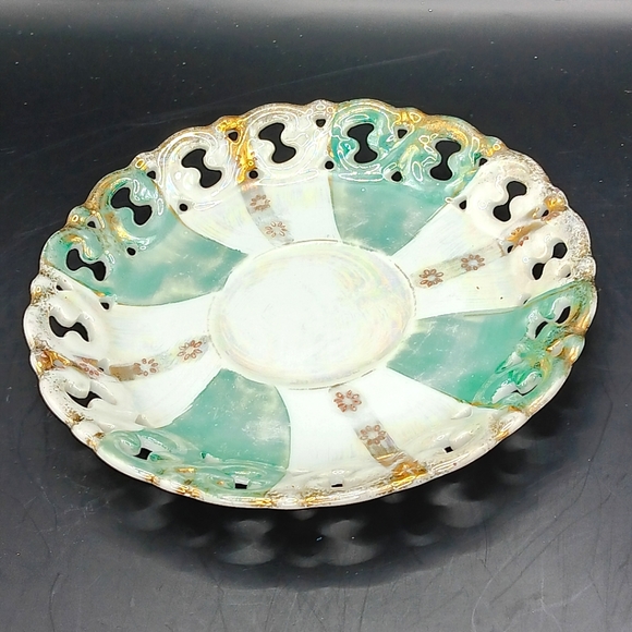 beautifull and Rare Vintage Fine Porcelain Saucer Normal Age Wear As Found - Picture 1 of 5